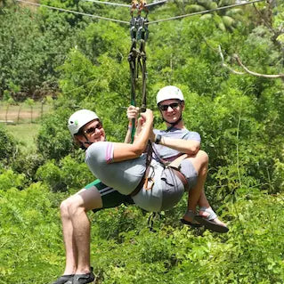 Canopy zipline jungle park Roatán